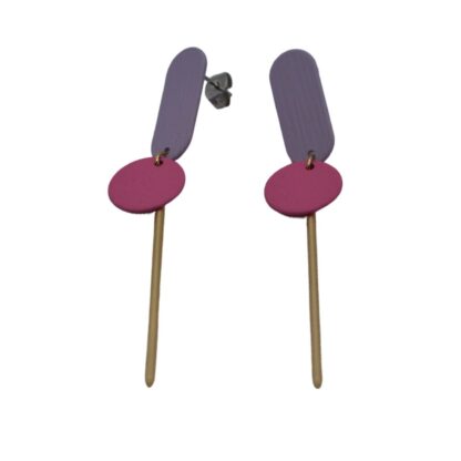 Oorbellen by ellen staafje lila pink