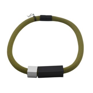 Christine Brampti collier square olijfgroen