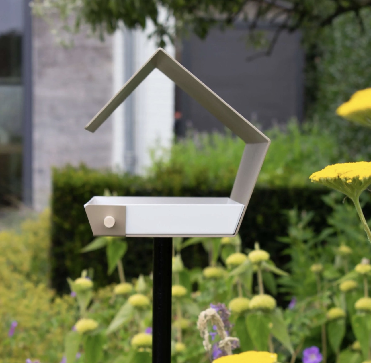 Heeej Birdhouse Open Diamond on pole - Afbeelding 2